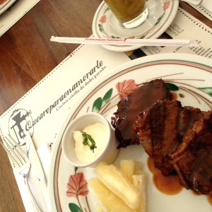 Morrillo con salsa de panela