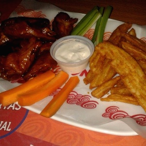 Alitas en salsa smoke