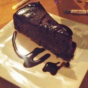 Torta de chocolate y vino tinto