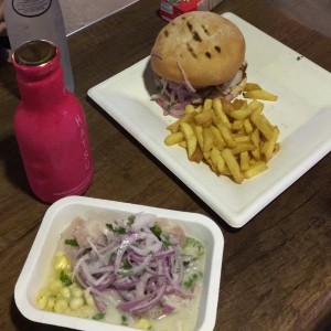 sanguche de chicharron 