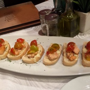 Entrada mintaditos de salmon