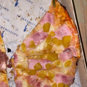 Pizza Hawaiana