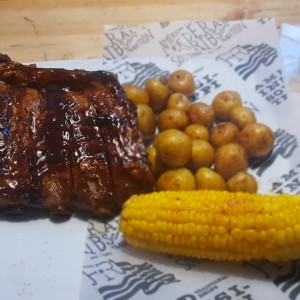 1/2 Ribs con reduccion Bourbon