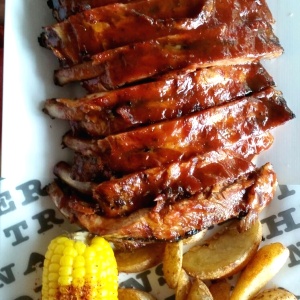 Costillas con salsa Bar-B-Q Federal