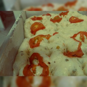 focaccia y tomates secos