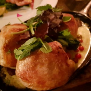 Albondigas de res y cerdo con almendras