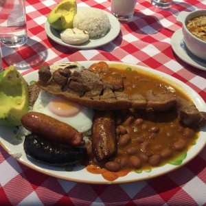 Bandeja Paisa