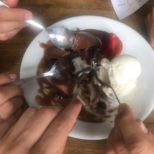 Molten de chocolate. Tan rico que casi ni alcanzo ala foto!