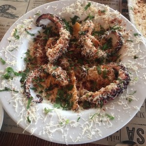 Pulpo a la Huaicaina 