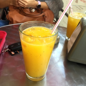 Jugo mango maracuya