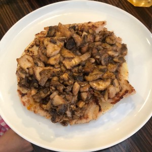 arepa con pollo y champiñones 