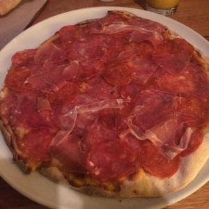 pizza de carnes