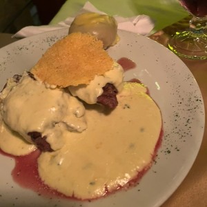 Solomito en salsa quesos