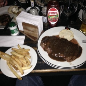 filete a la pimienta con papas