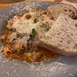 Pasta Ragú