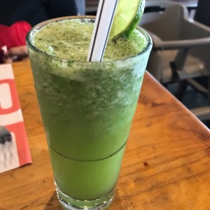 limonada y hierba buena 