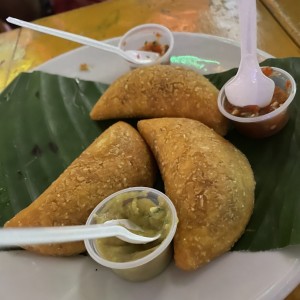Empanadas dw varne molida y papas
