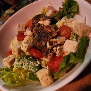 césar con pollo