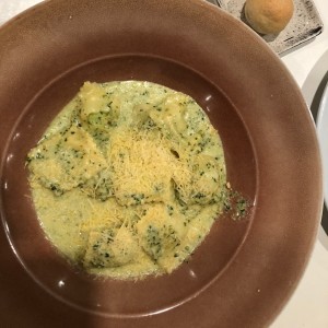 raviolis de espinaca y ricotta 