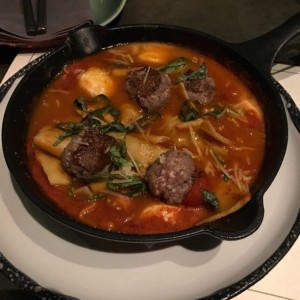 fetuchini con albondigas