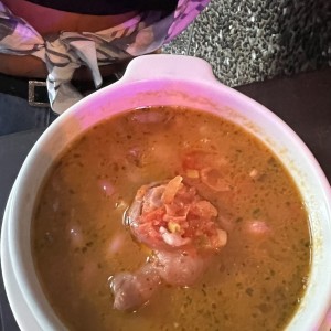 Caldo de frijoles 