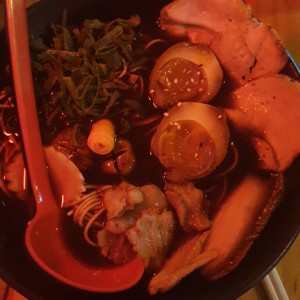 Ramen de cerdo