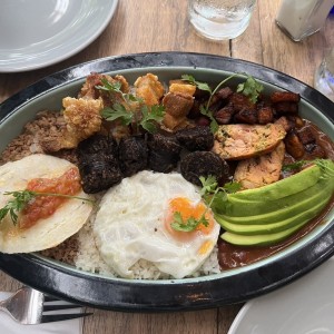 Bandeja Paisa