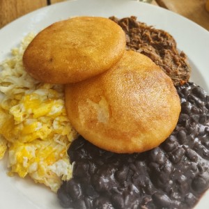 desayuno criollo