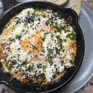 Huevos SHAKSHUKA