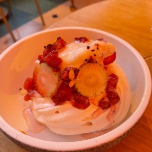 Pavlova de Frutos Rojos