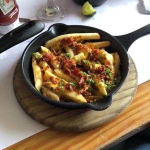 Cheese bacon fries 