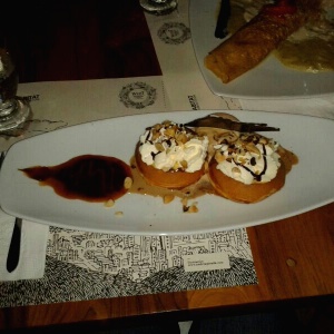 Waffle coffee caramel