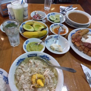 ajiaco y bandeja paisa