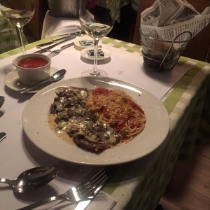 Mixto de solomito con spaguetti salsa napolitana