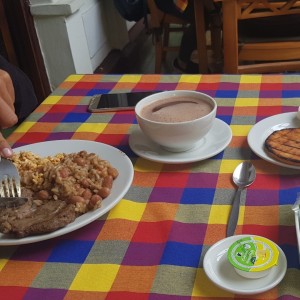 Desayuno arriero con solomito