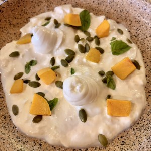 Burrata de durazno