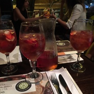 Jarra de sangria de fresa