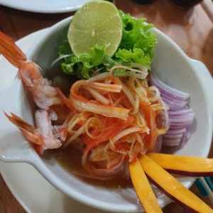 coctel de camaron con  maracuyá 