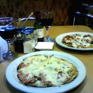 Pizza's Parmesana y ranchera !! 