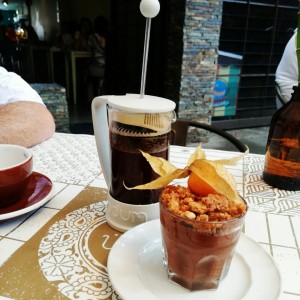Mousse de chocolate y en prensa