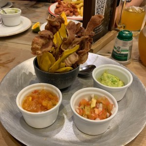 Tostones de chicharron
