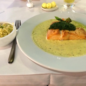 Salmon finas hierbas