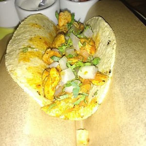 taco de pollo al pastor