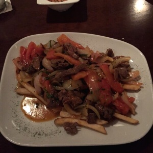 Lomito saltado