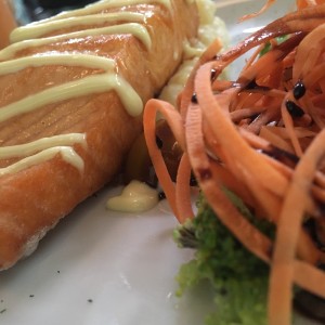 salmon crocante
