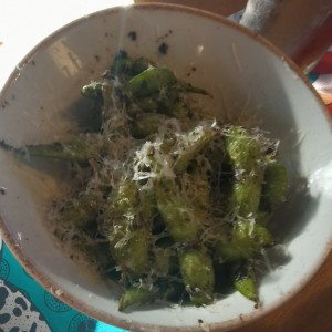 Edamame trufado
