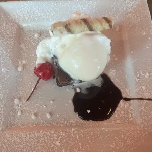 Emparedado de Bownie con Helado