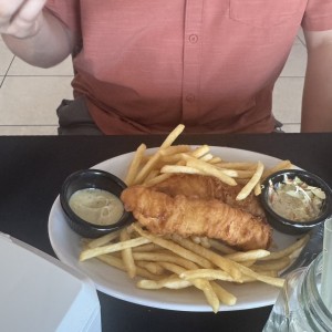 PESCADO Y PAPAS SIR FRANCIS