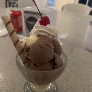 Postre de helado