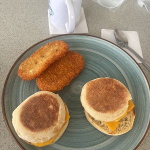 DESAYUNO - DOCKIN ENGLISH MUFFINS